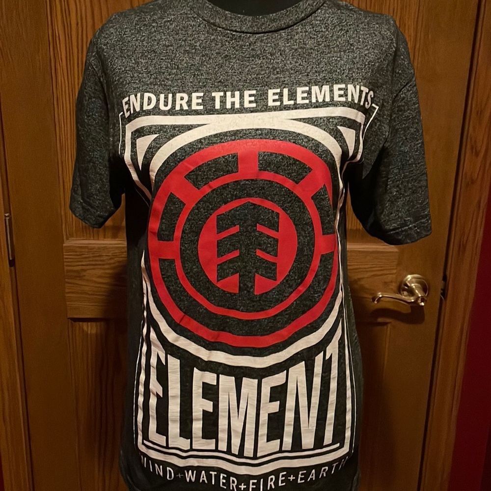 ENDURE THE ELEMENTS Short Sleeve Men’s T-shirt; Size S